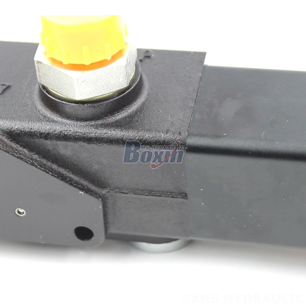 Reliable Pneumatic Directional Valve | Industrial Equipment & Machinery detail image